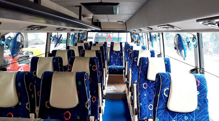 Luxury AC BUS/COACH 19 SEATER Taxi Service