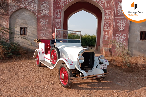 Vintage Taxi Rent in Jaipur