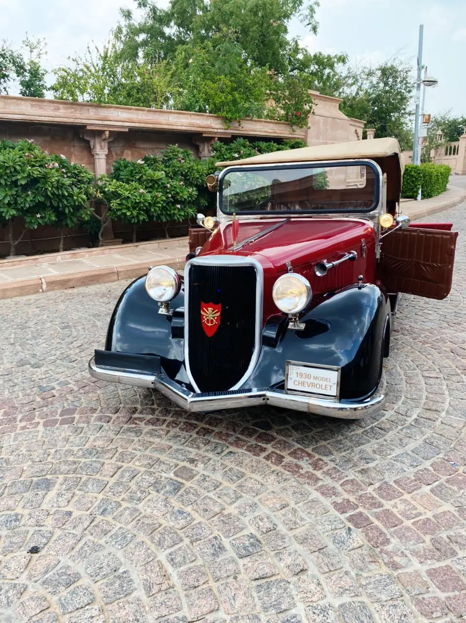 vintage car rental for wedding