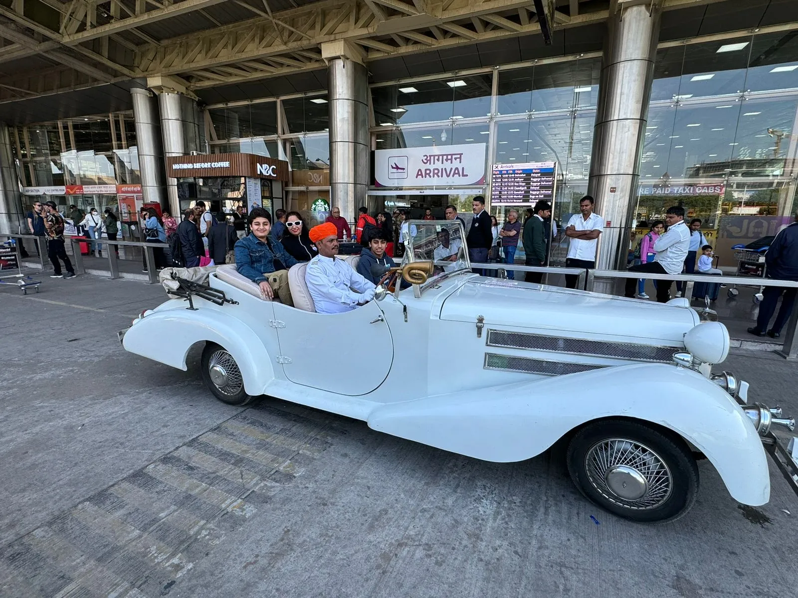 vintage car hire for wedding