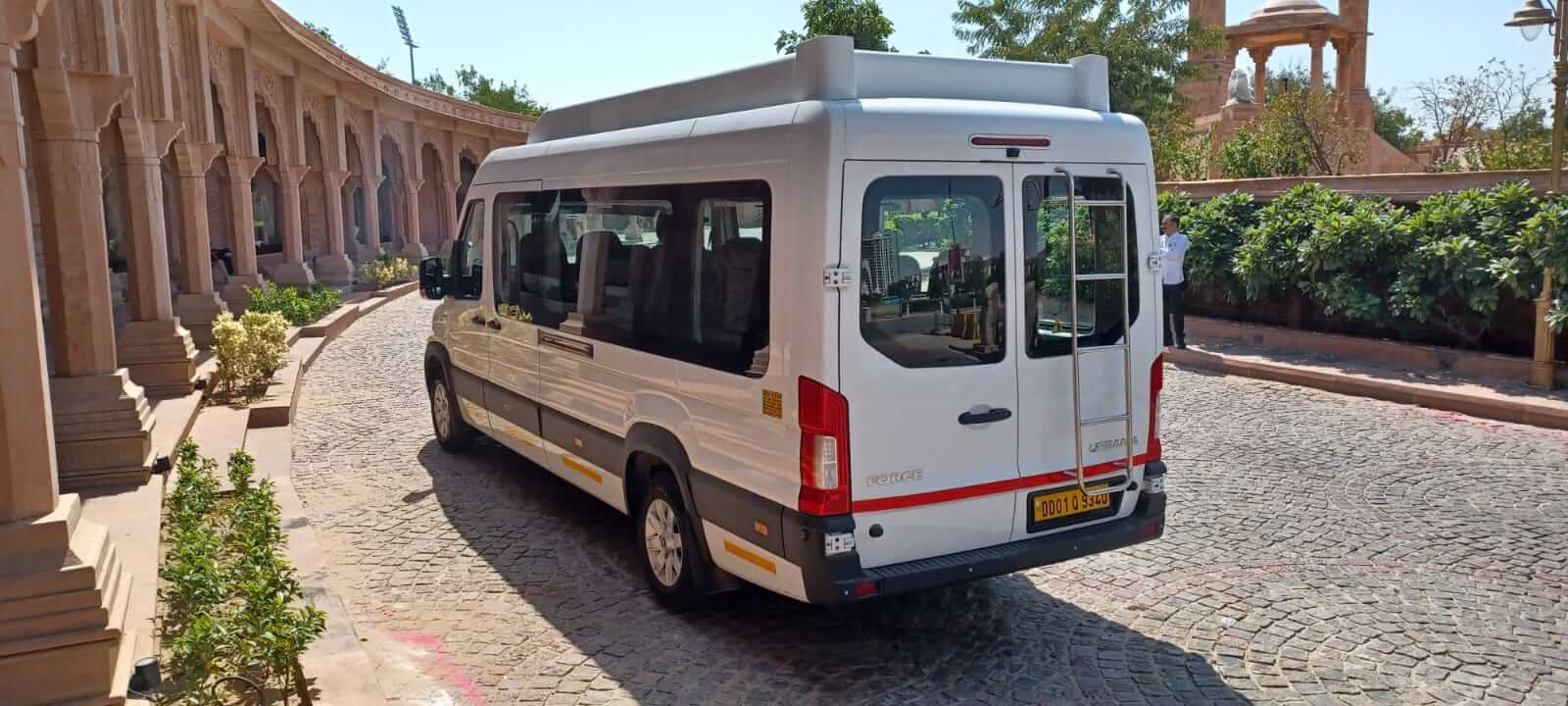 Luxury Force Urbania Taxi Service