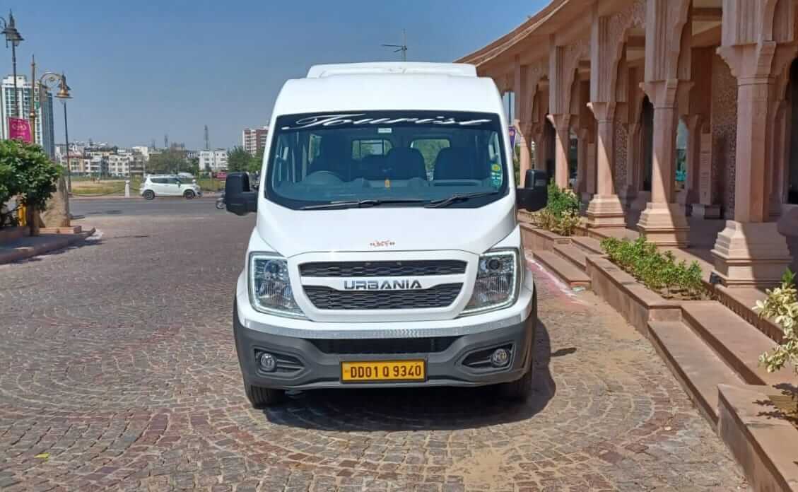 Force Urbania 16 Seater Car Hire