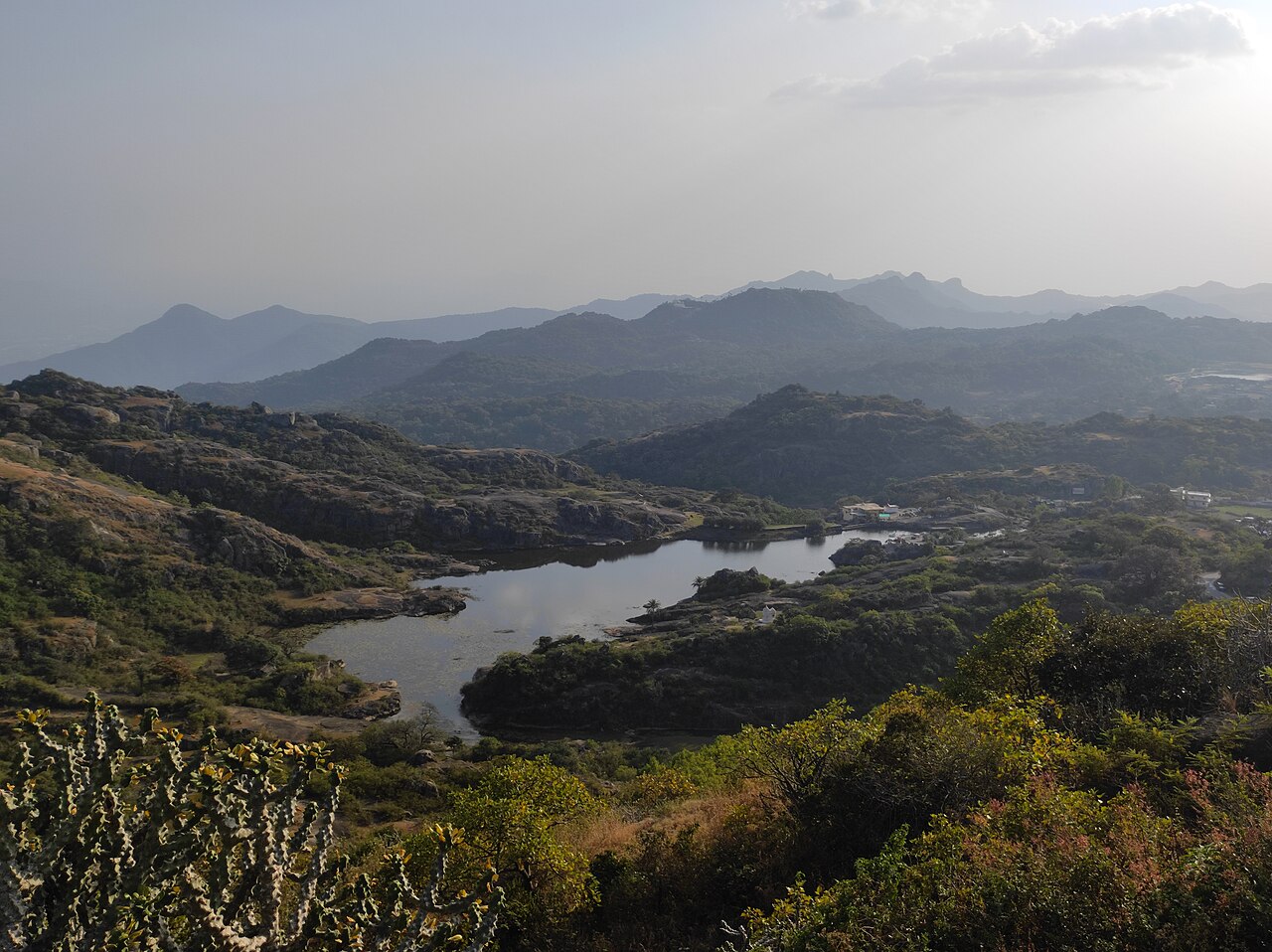 Shooting_Point,_Mount_Abu